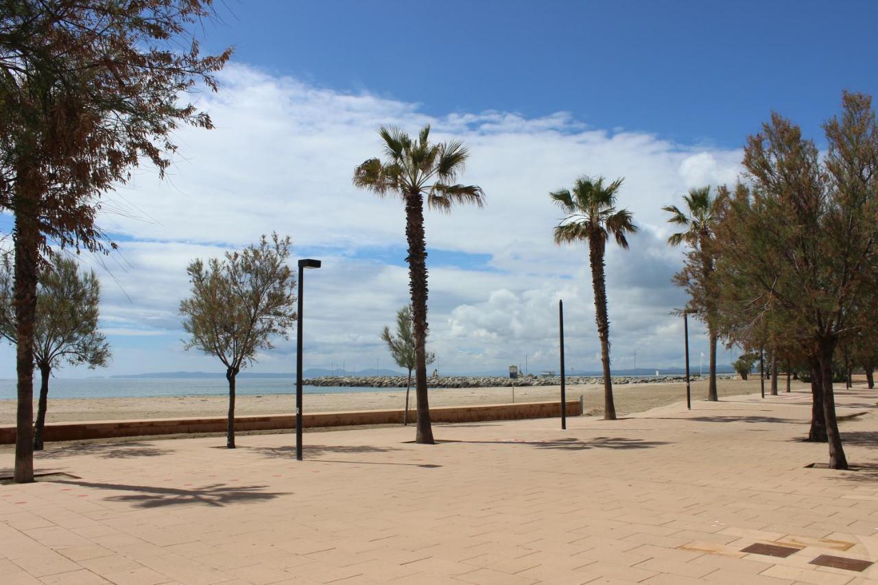 Beautiful Apartment In Front Of Beach, Pool, View Rosas Exterior foto