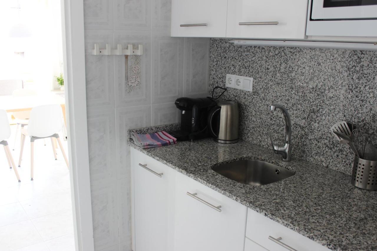 Beautiful Apartment In Front Of Beach, Pool, View Rosas Exterior foto